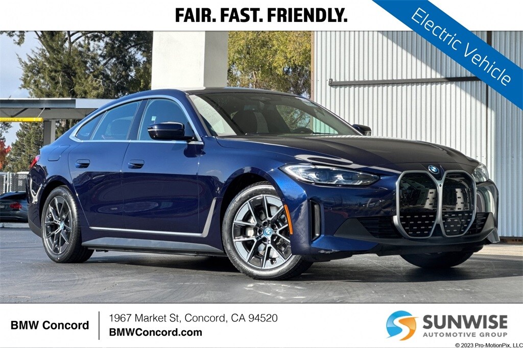 2023 BMW i4 35's photo