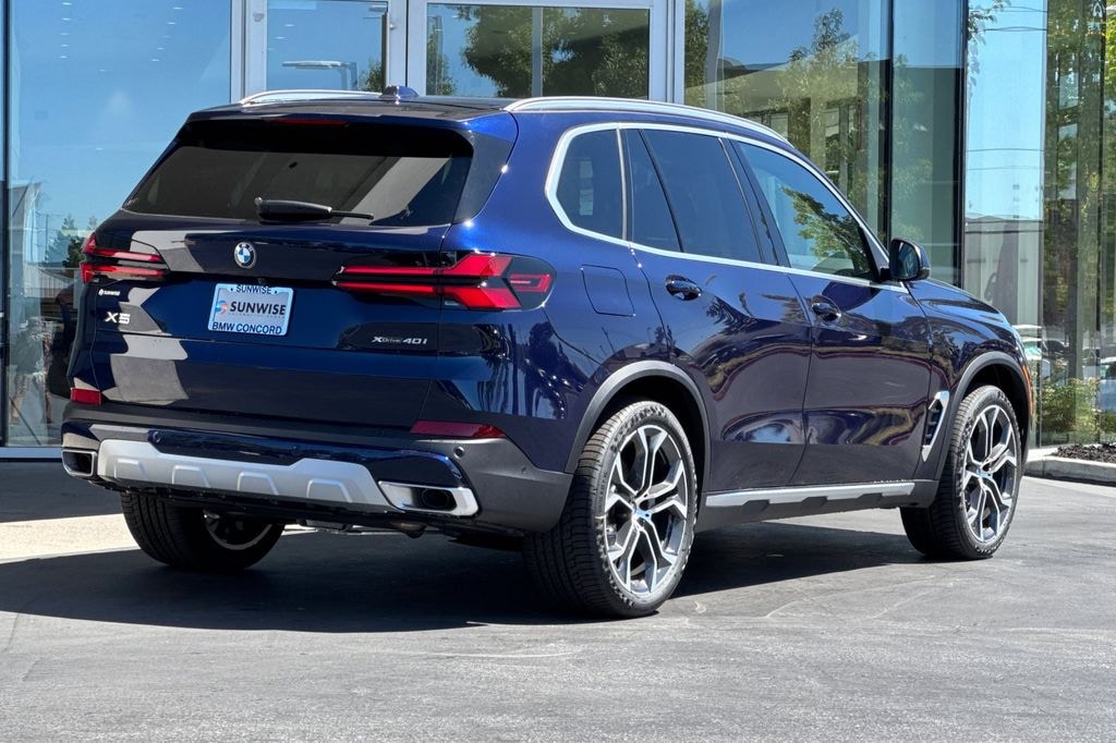New 2026 BMW X5 xDrive40i SUV