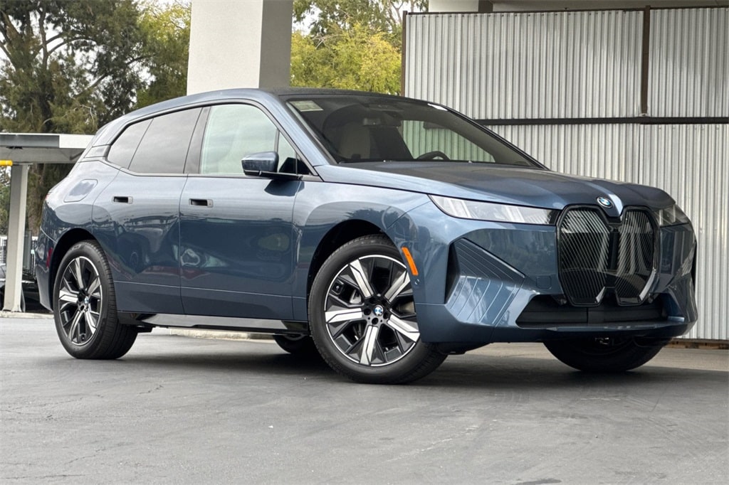 New 2026 BMW iX xDrive60 SUV