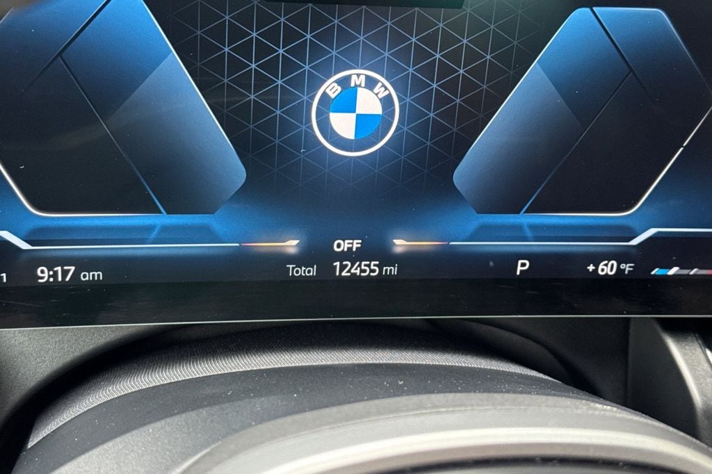 2025 BMW 5 Series 530i - Photo 31