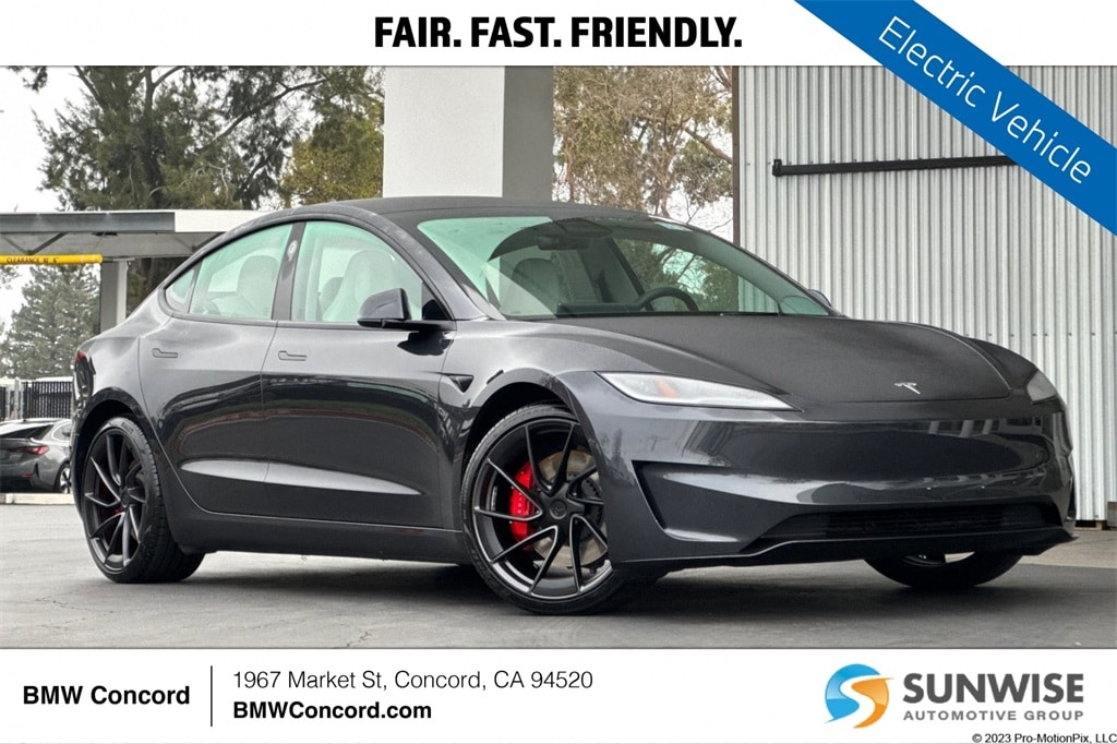 2024 Tesla Model 3 Performance's photo