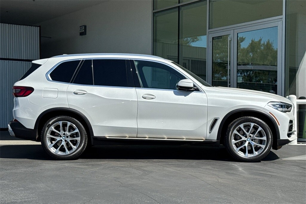 2023 Bmw X5 xDrive40i photo 3