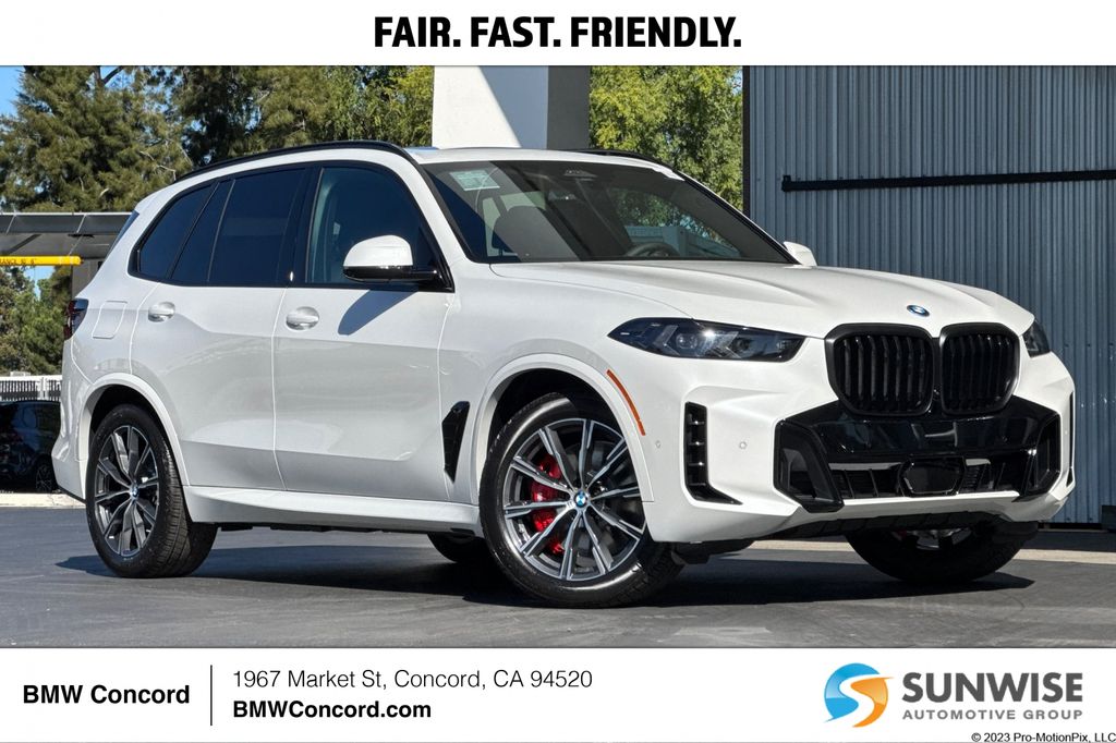 2026 BMW X5 xDrive50e's photo