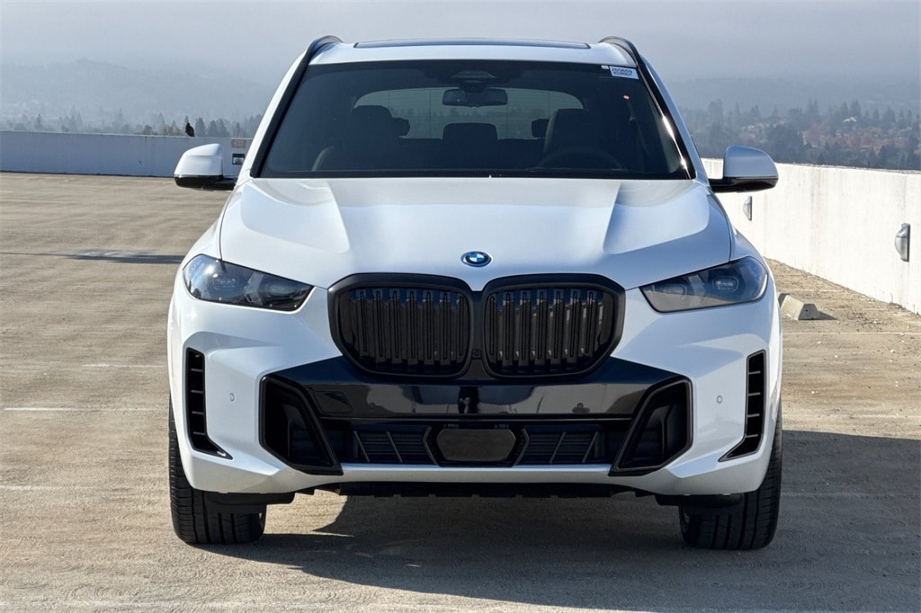 New 2026 BMW X5 PHEV xDrive50e SUV