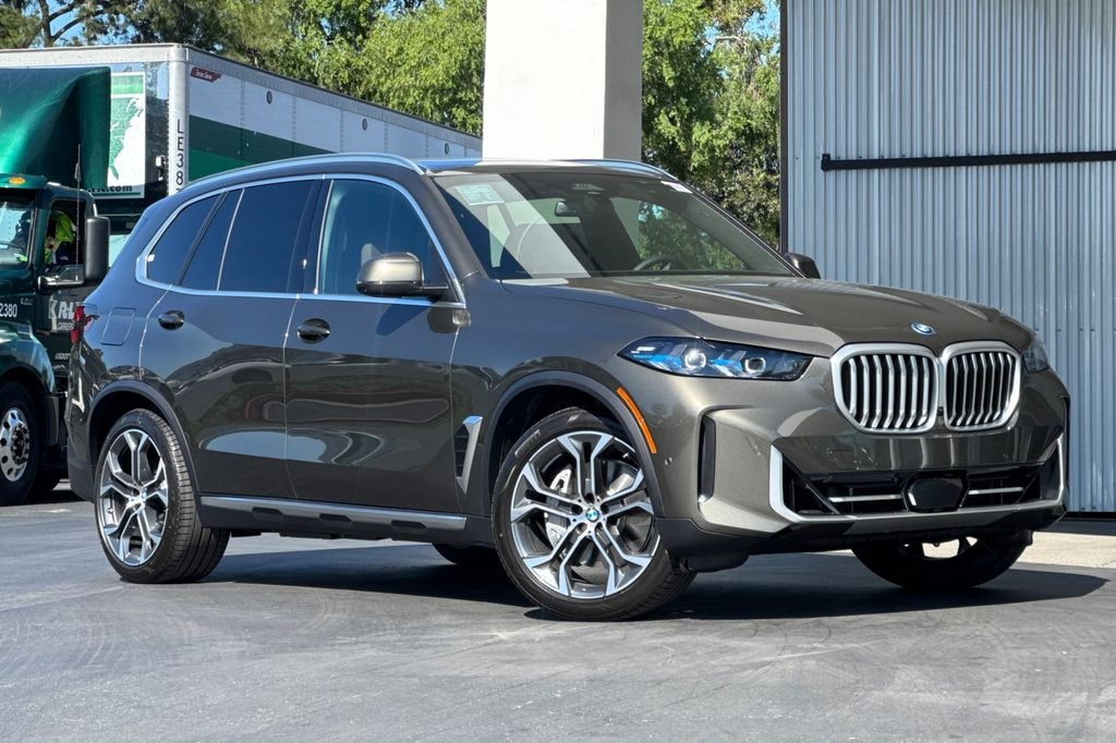 New 2026 BMW X5 PHEV xDrive50e SUV
