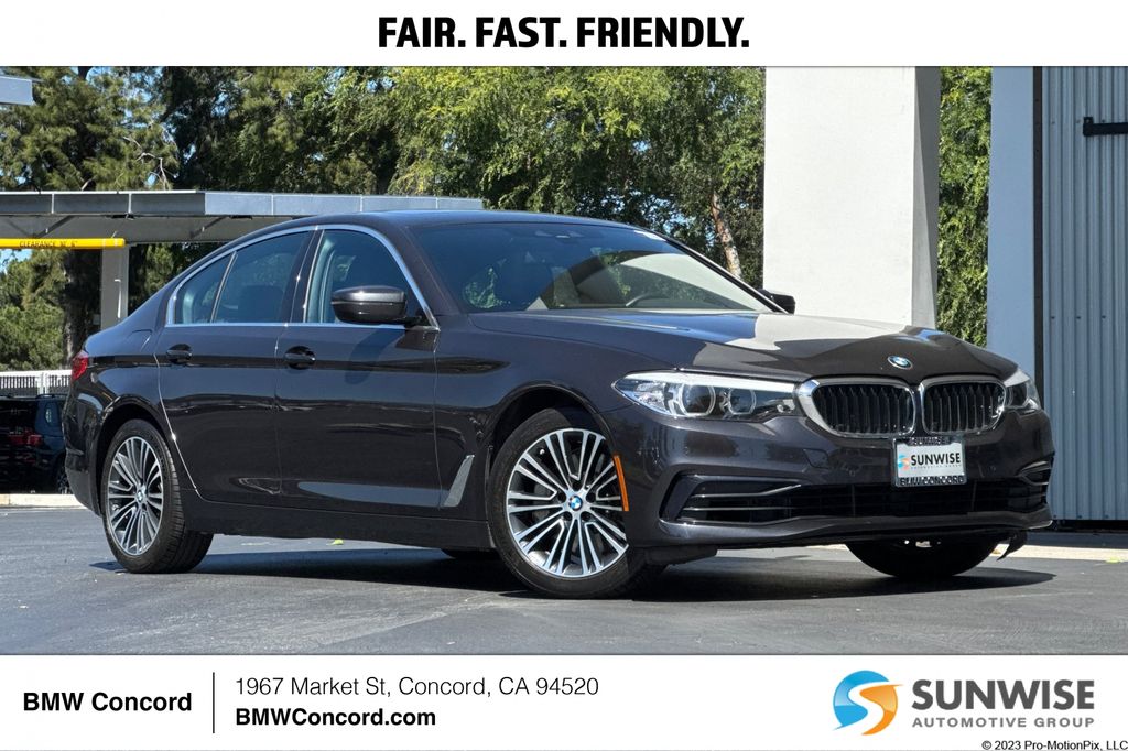2019 BMW 5 Series 540i Sedan's photo