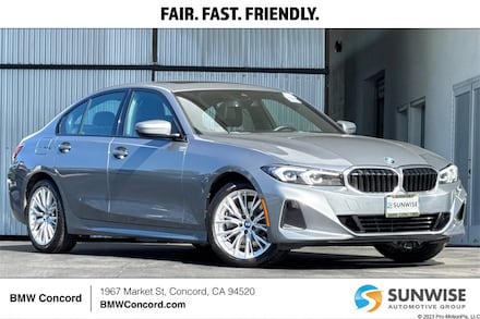 2023 BMW 330i Sedan