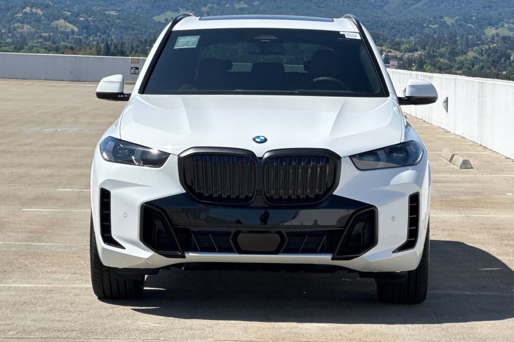 New 2026 BMW X5 xDrive40i SUV