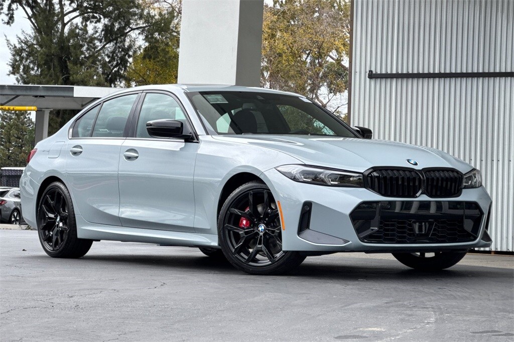 New 2026 BMW 330i NA Sedan