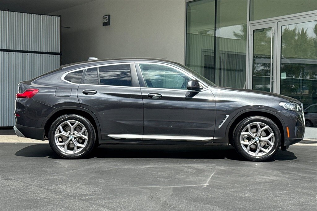 2023 Bmw X4 xDrive30i photo 3