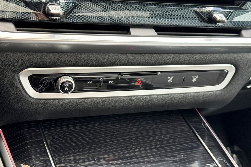 2026 BMW X5 40i - Photo 19