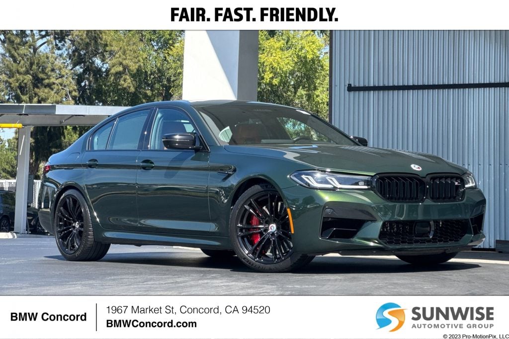 2023 BMW M5 -'s photo