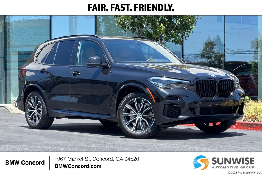 2022 BMW X5 xDrive40i AWD