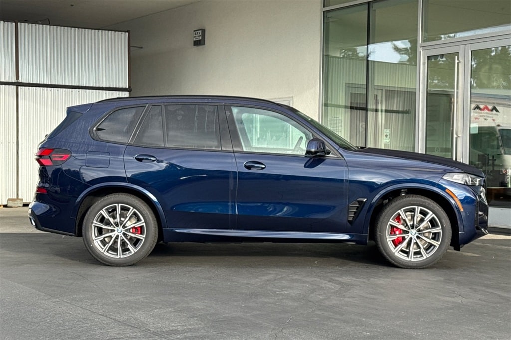 New 2026 BMW X5 PHEV xDrive50e SUV