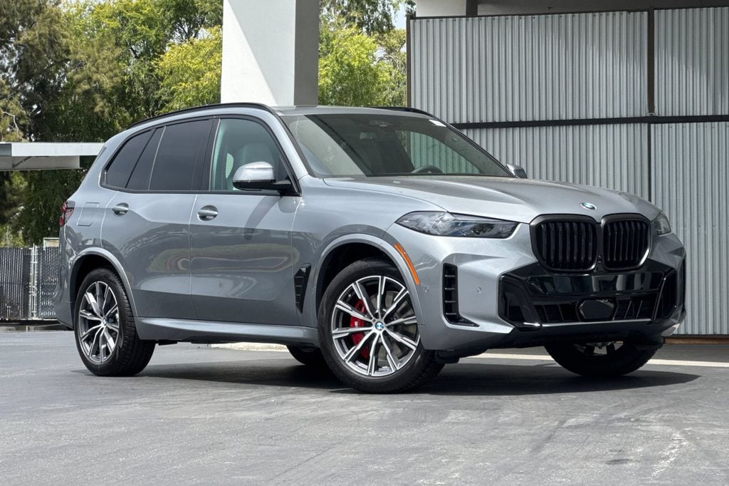 New 2026 BMW X5 xDrive40i SUV