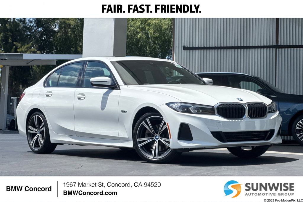 2023 BMW 3 Series 330e Sedan's photo
