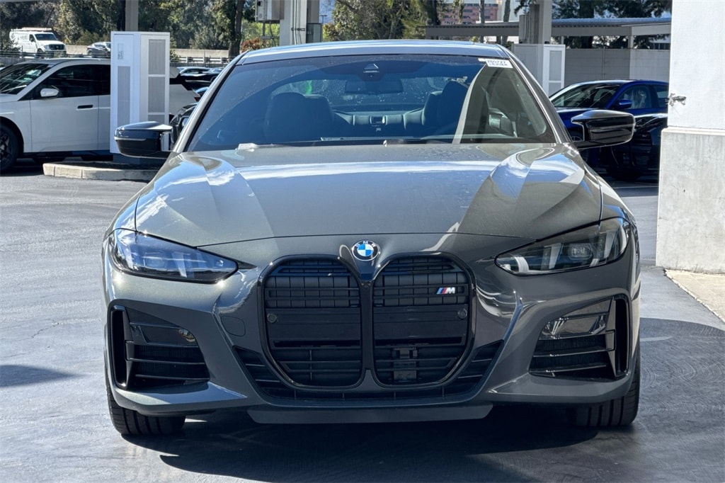 New 2026 BMW M440i Coupe