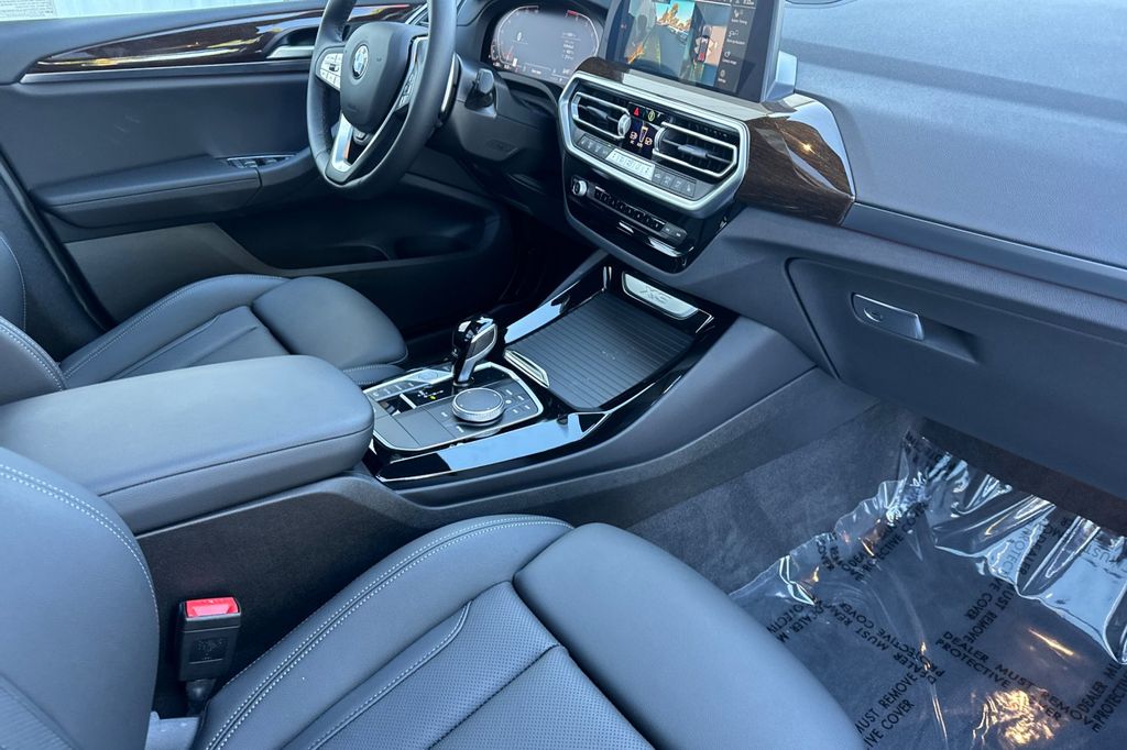 2024 BMW X3 30i - Photo 18