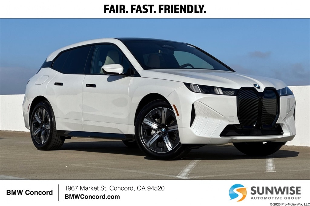 2026 BMW iX 45's photo