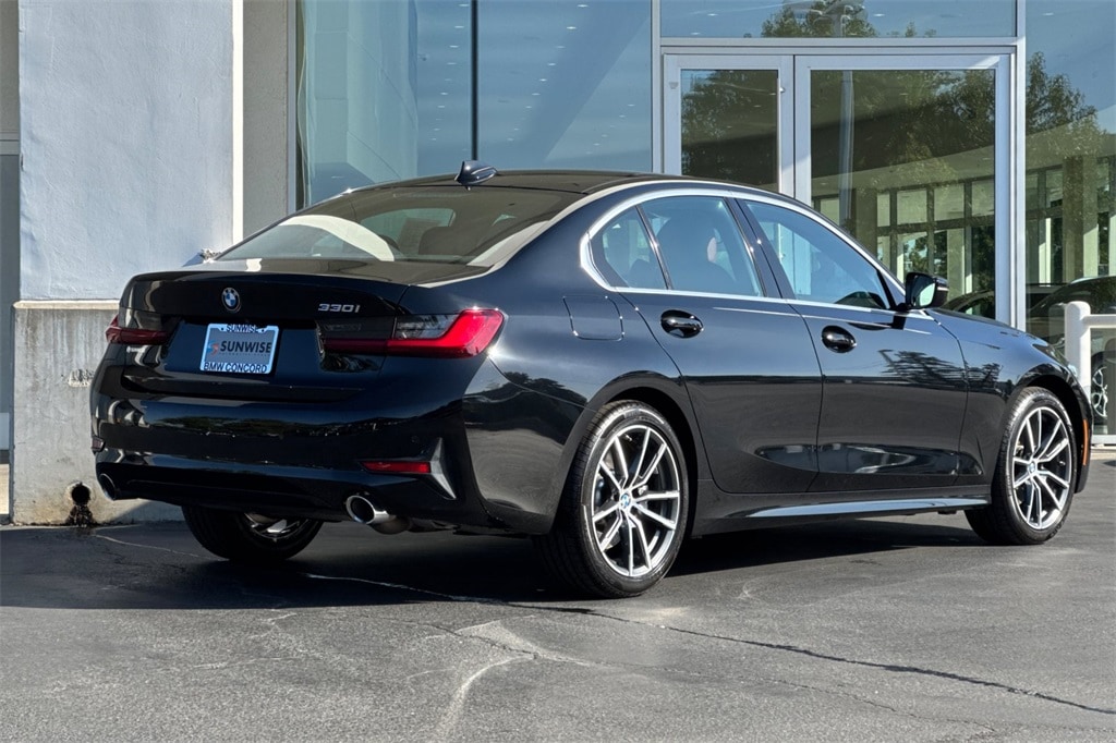 Used 2022 BMW 330i  Sedan