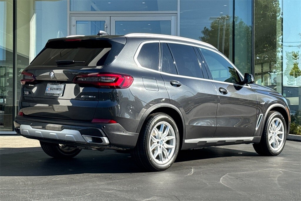 2023 Bmw X5 xDrive45e photo 2