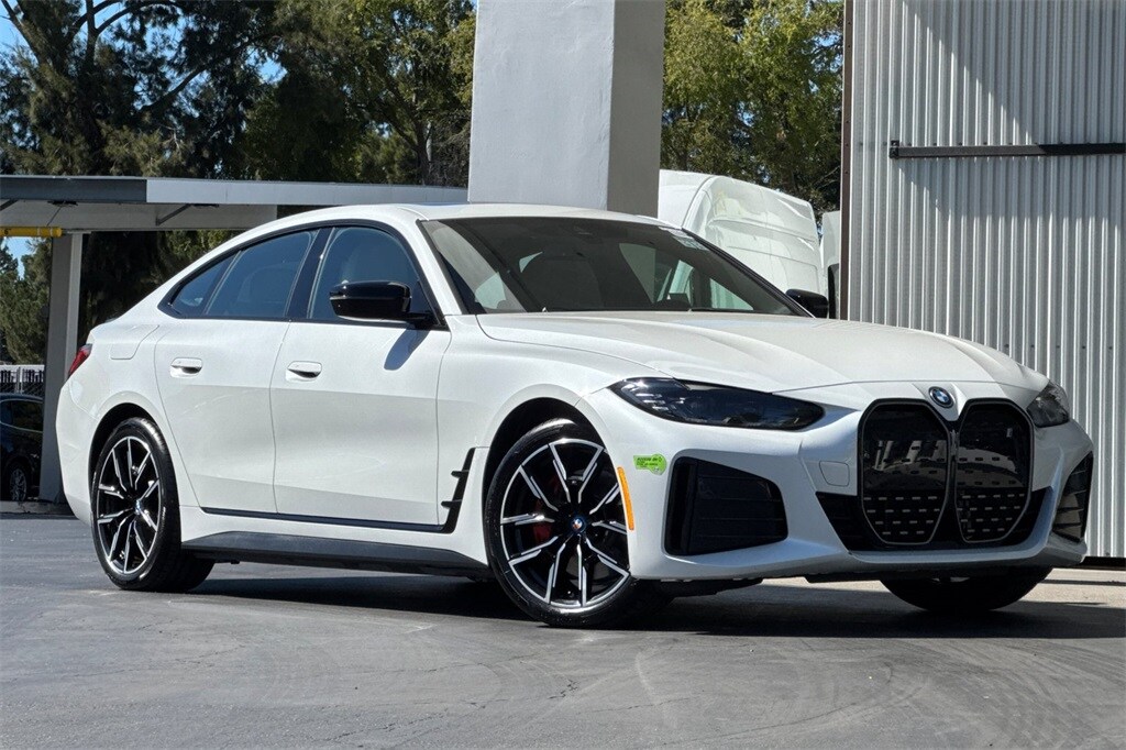 2023 Bmw i4 eDrive40 photo 2
