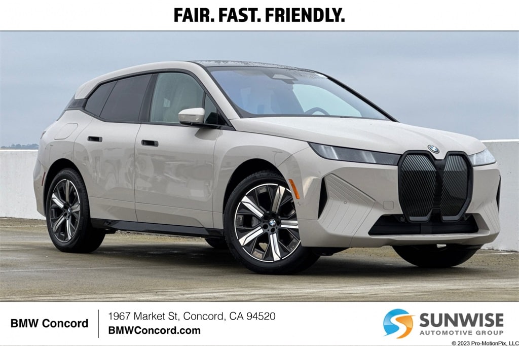 2026 BMW iX 45's photo