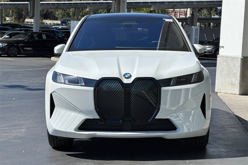 2026 Bmw iX photo 3