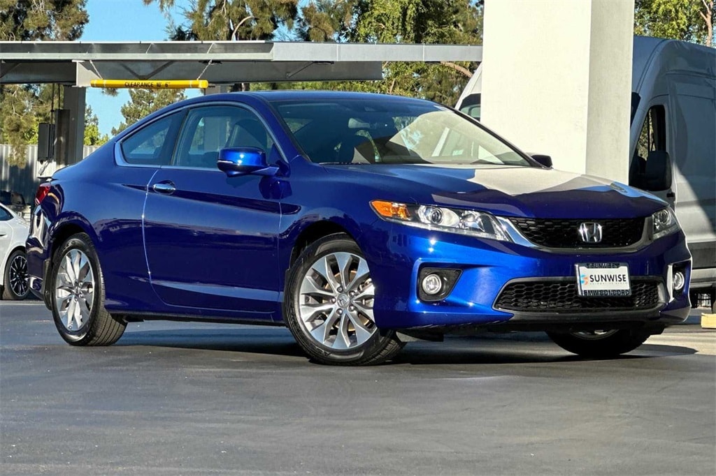 Used 2015 Honda Accord EX-L with VIN 1HGCT1B82FA002690 for sale in Concord, CA