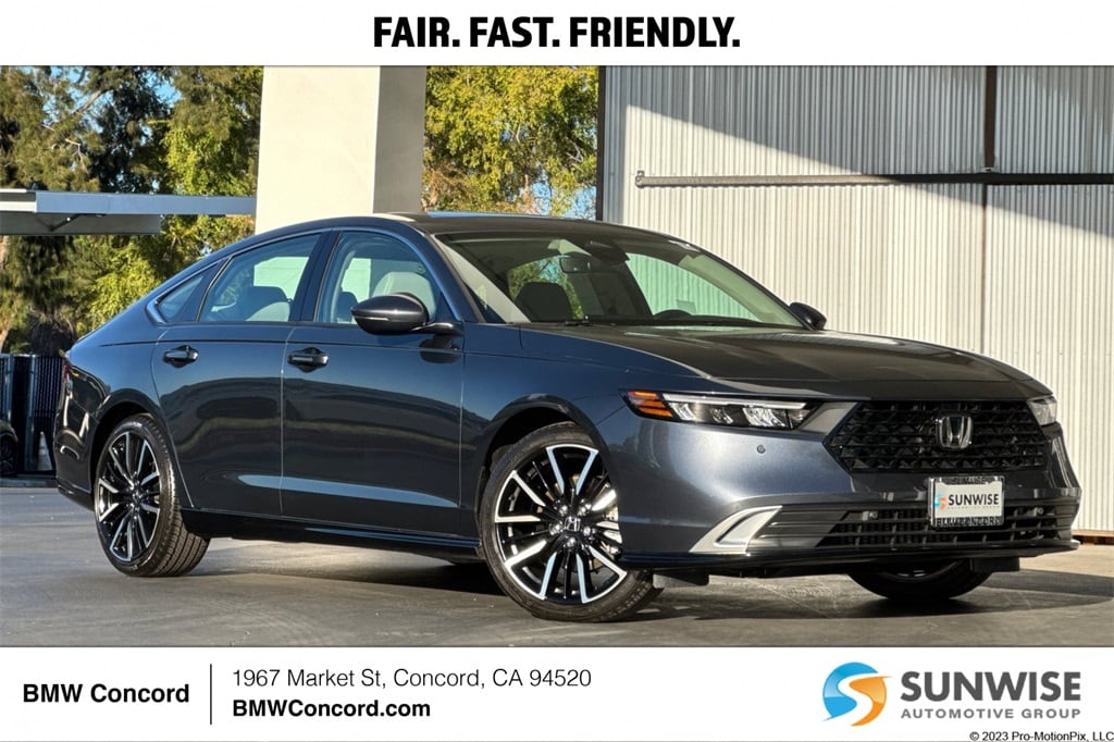 2024 Honda Accord Hybrid Touring's photo