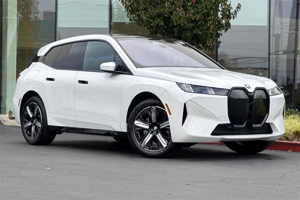 New 2026 BMW iX xDrive60 SUV