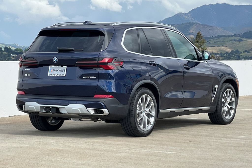 New 2026 BMW X5 PHEV xDrive50e SUV