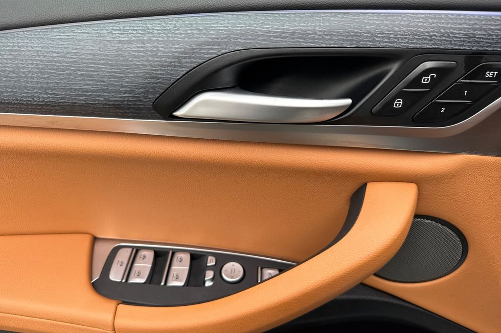 2025 BMW X4 30i - Photo 11
