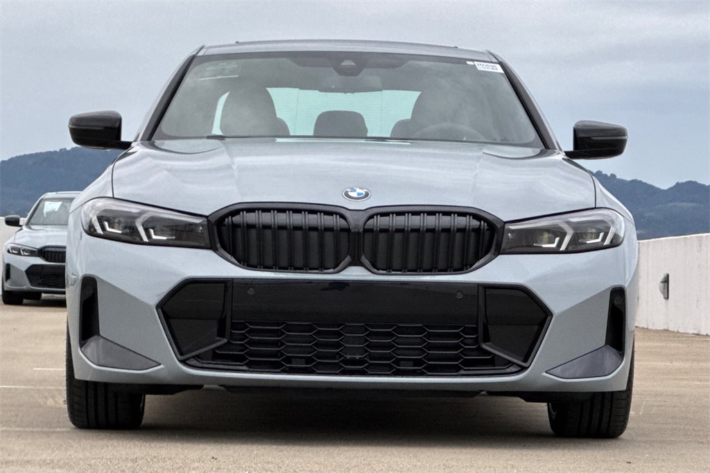 New 2026 BMW 330i Sedan