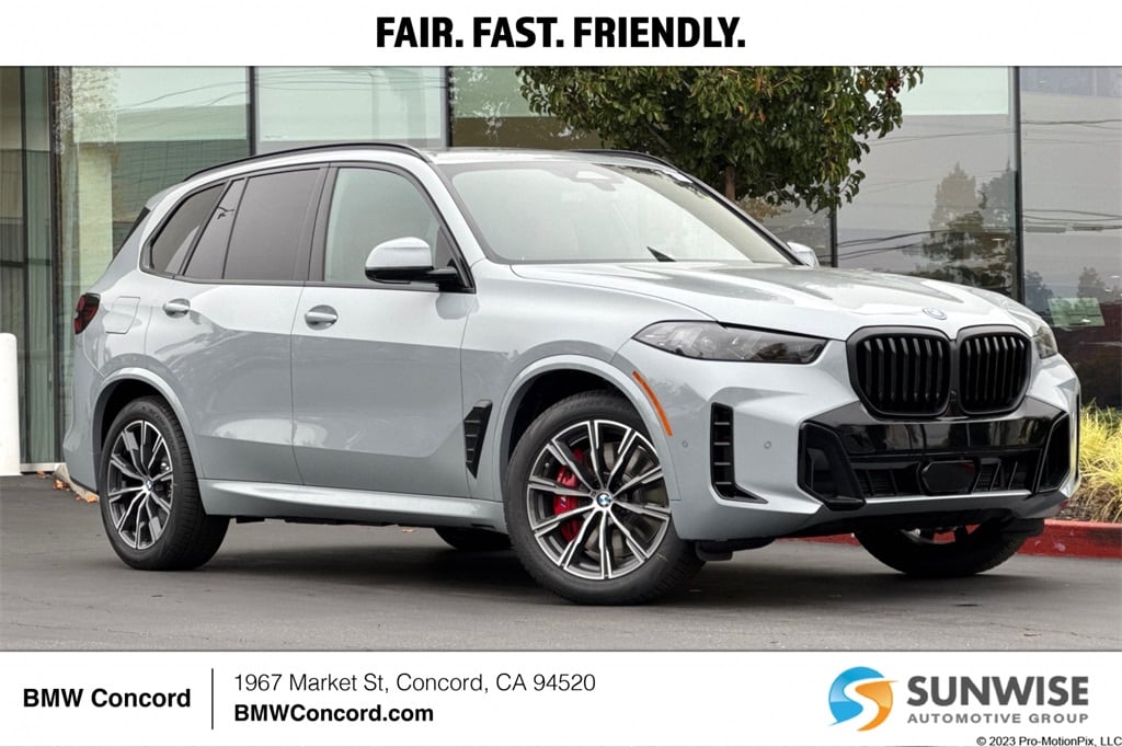 2026 BMW X5 50e's photo