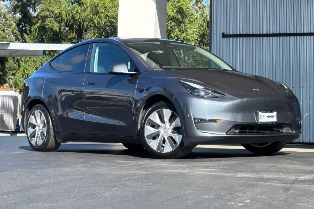 Used 2023 Tesla Model Y Long Range with VIN 7SAYGAEE2PF886572 for sale in Concord, CA