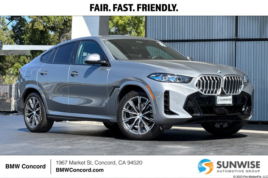 2024 BMW X6 xDrive40i AWD