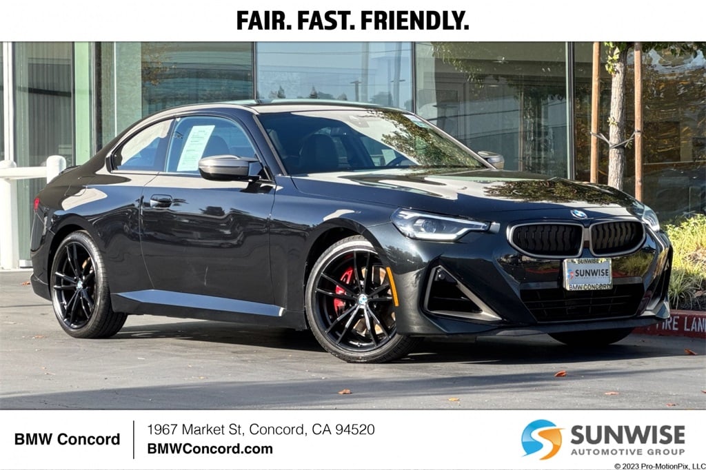 2022 BMW 2 Series M240i's photo