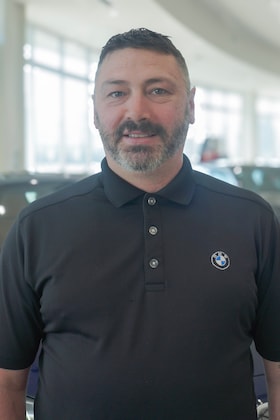 Staff member Andrew Wright from ID_5c744e4cfdd4