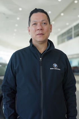 Staff member Francis De Jesus from ID_6d37d8fe3cf1