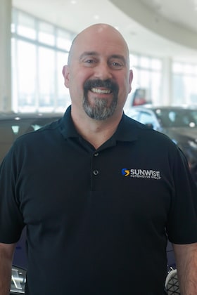 Staff member Robert Mackie from ID_b138120100c5