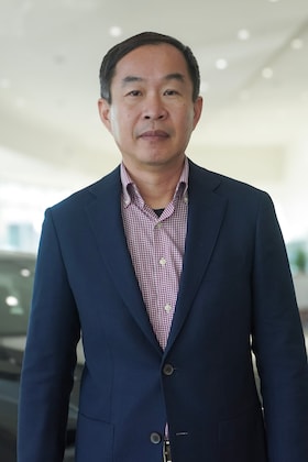 Staff member Michael Wu from ID_8e1d7cf8eefb
