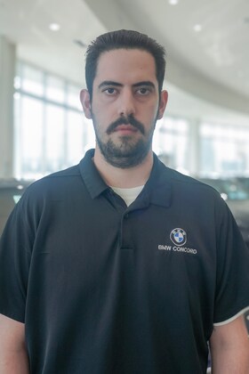 Staff member Julian Diaz from ID_5c744e4cfdd4