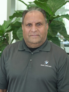 Staff member Billy Billoo from ID_8e1d7cf8eefb