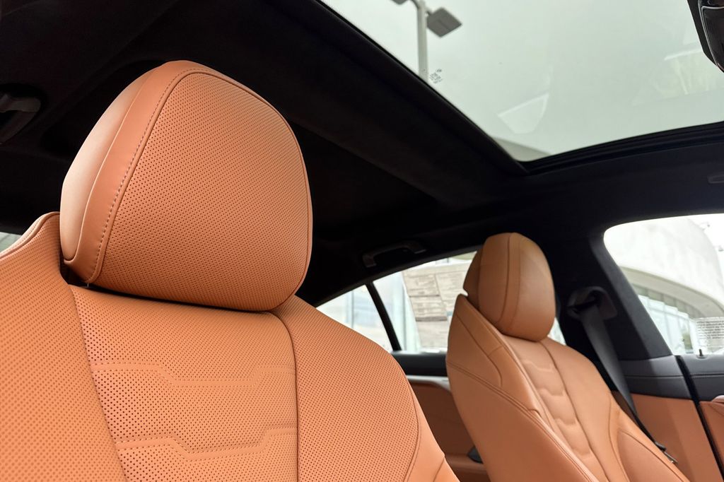 2026 BMW 8 Series 840i - Photo 13