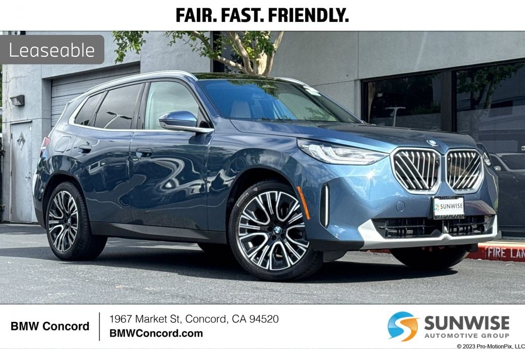 2025 BMW X3 30 XDRIVE's photo