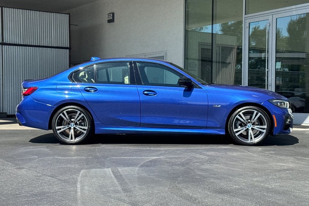 Certified 2022 BMW 330e Sedan