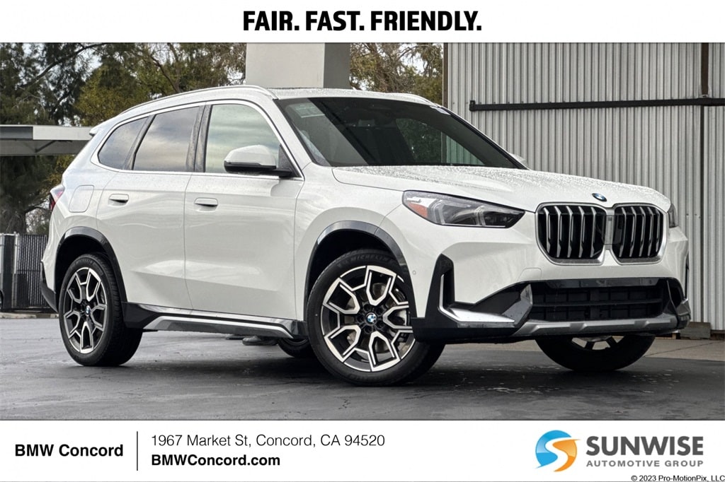 2026 BMW X1 28i's photo
