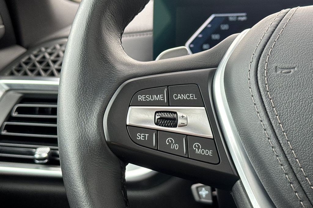 2025 BMW X5 40i - Photo 28