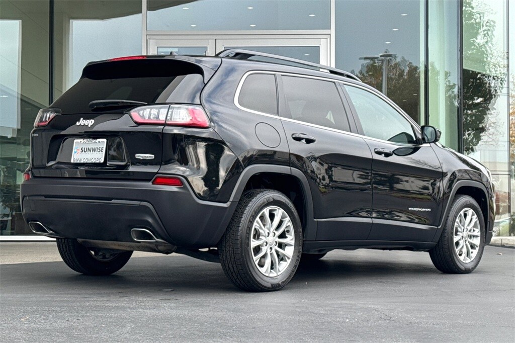 Used 2022 Jeep Cherokee Latitude Lux SUV